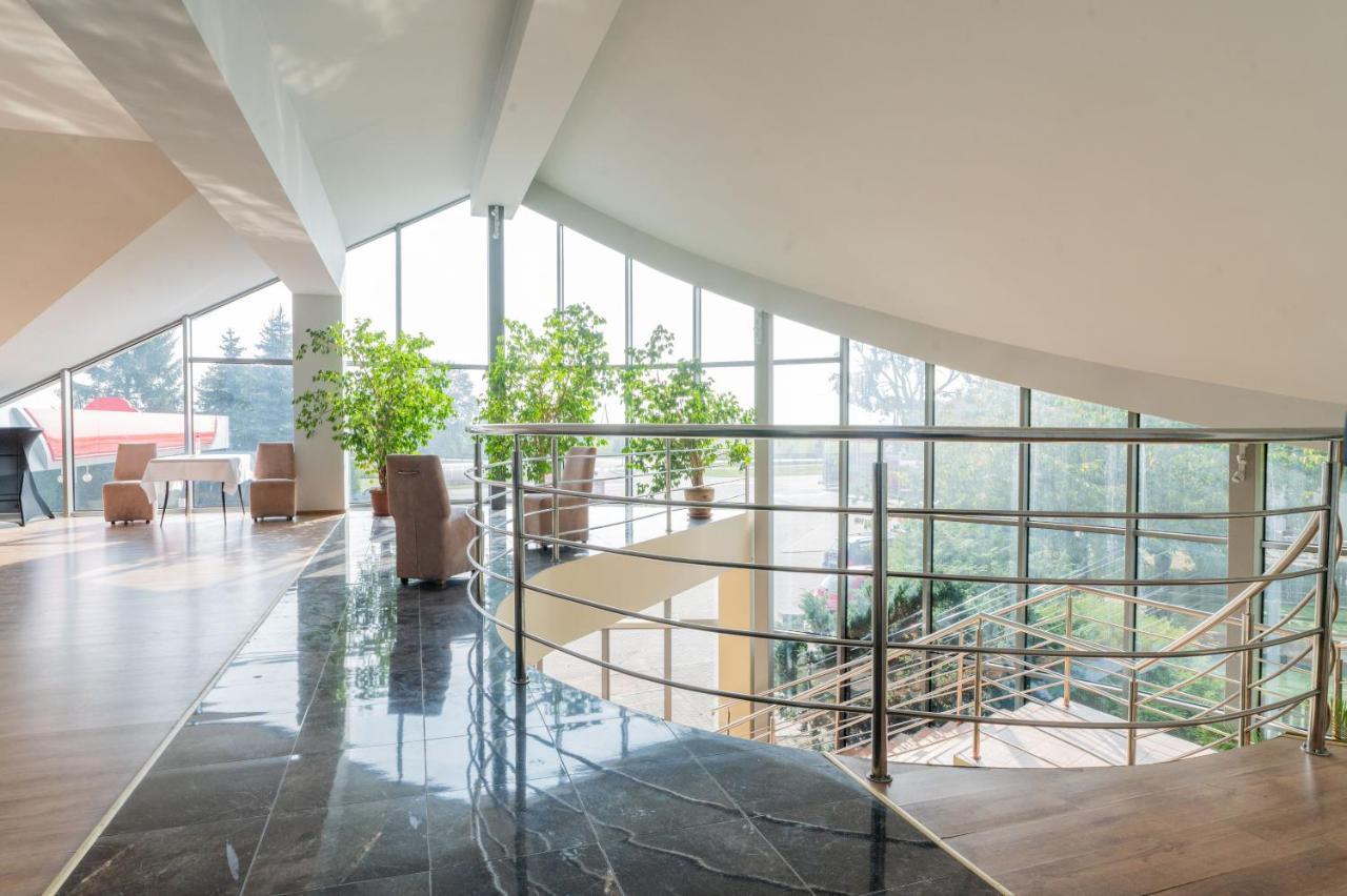 Hotel Odejewscy Хойнице Экстерьер фото