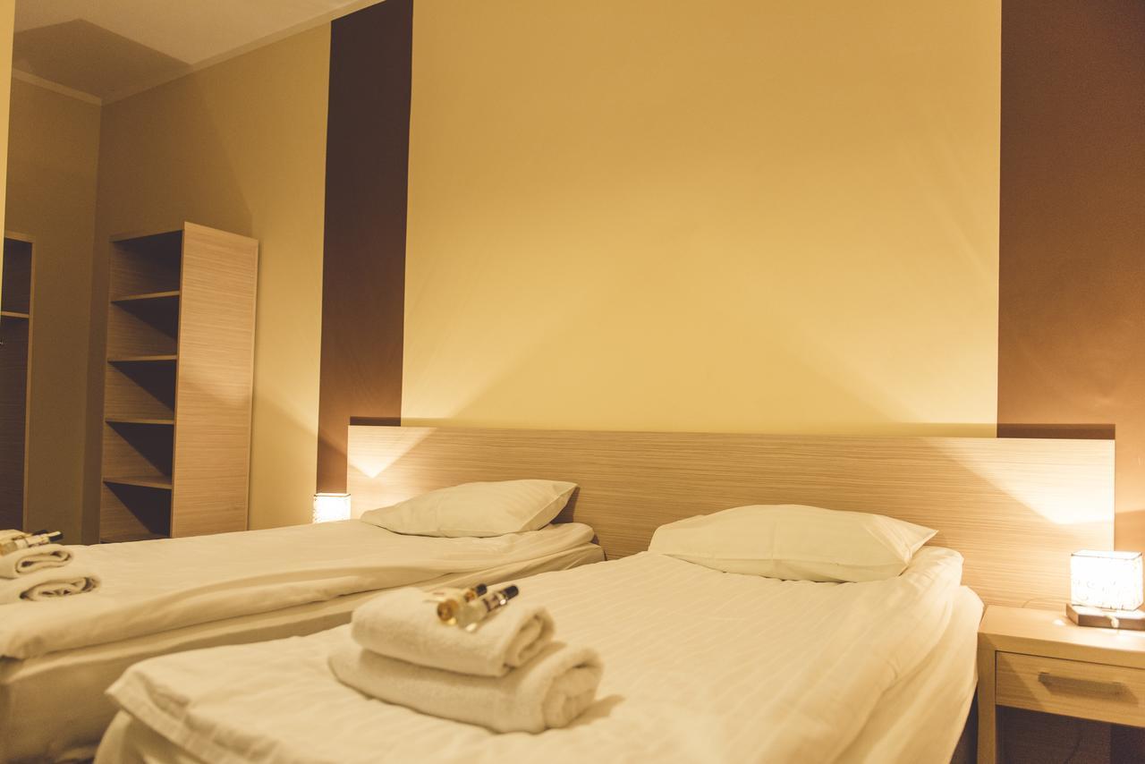 Hotel Odejewscy Хойнице Экстерьер фото